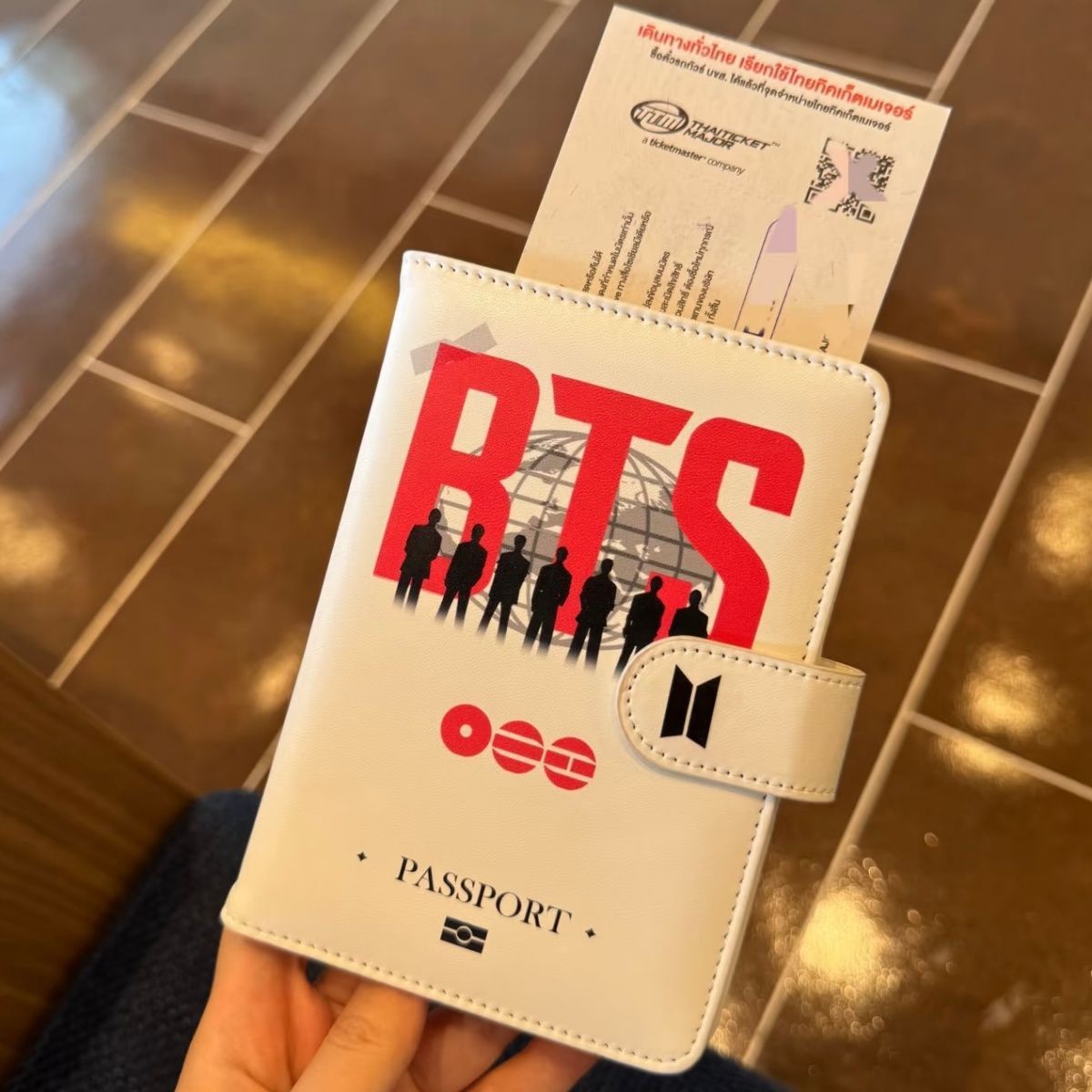 حافظة جواز سفر أنيقة من BTS، م - مراجعة Index Card Holder وسعره